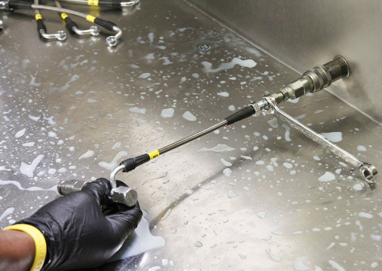 StopTech Stainless Steel Brake Lines BMW E39